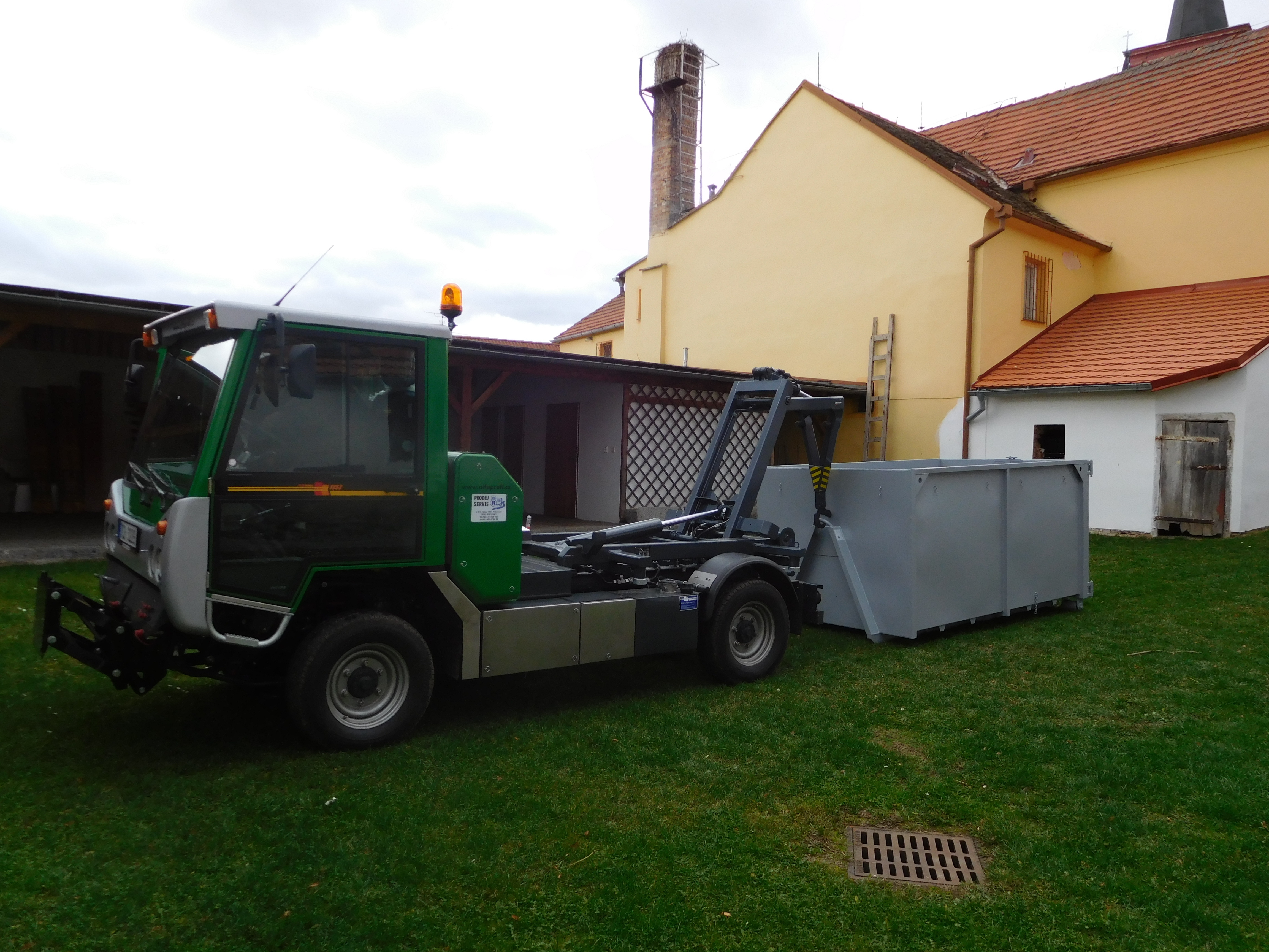 Zavedení sběru a svozu bioodpadu v obci Volenice