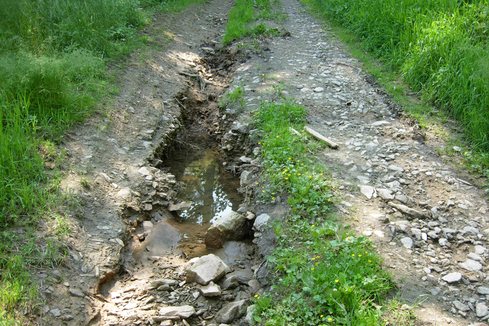 Oprava MK po povodni 2013 v obci Volenice, p.č. 614/1 k.ú. Vojnice