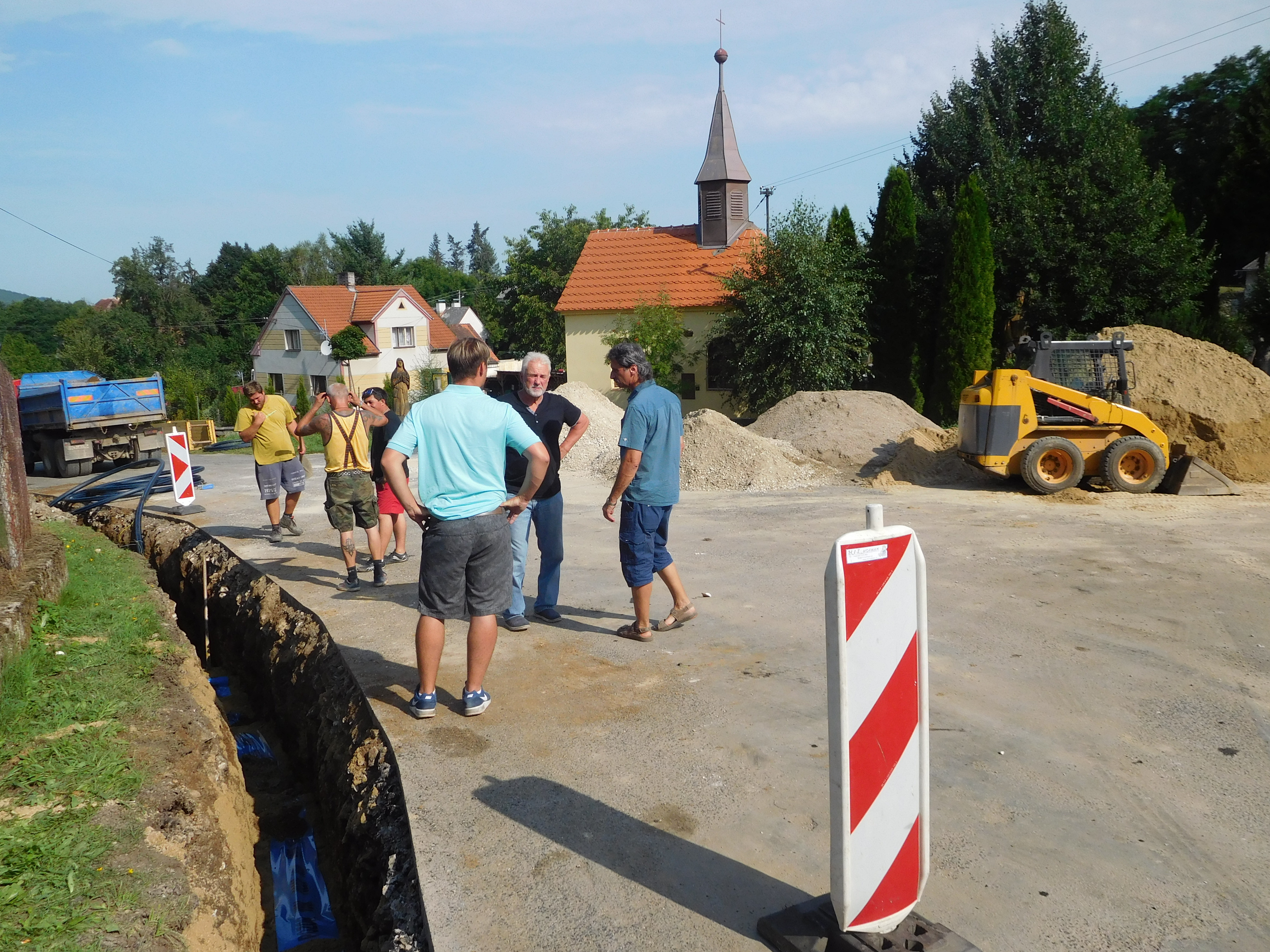 Oprava kanalizace v obci Volenice směr Krejncie
